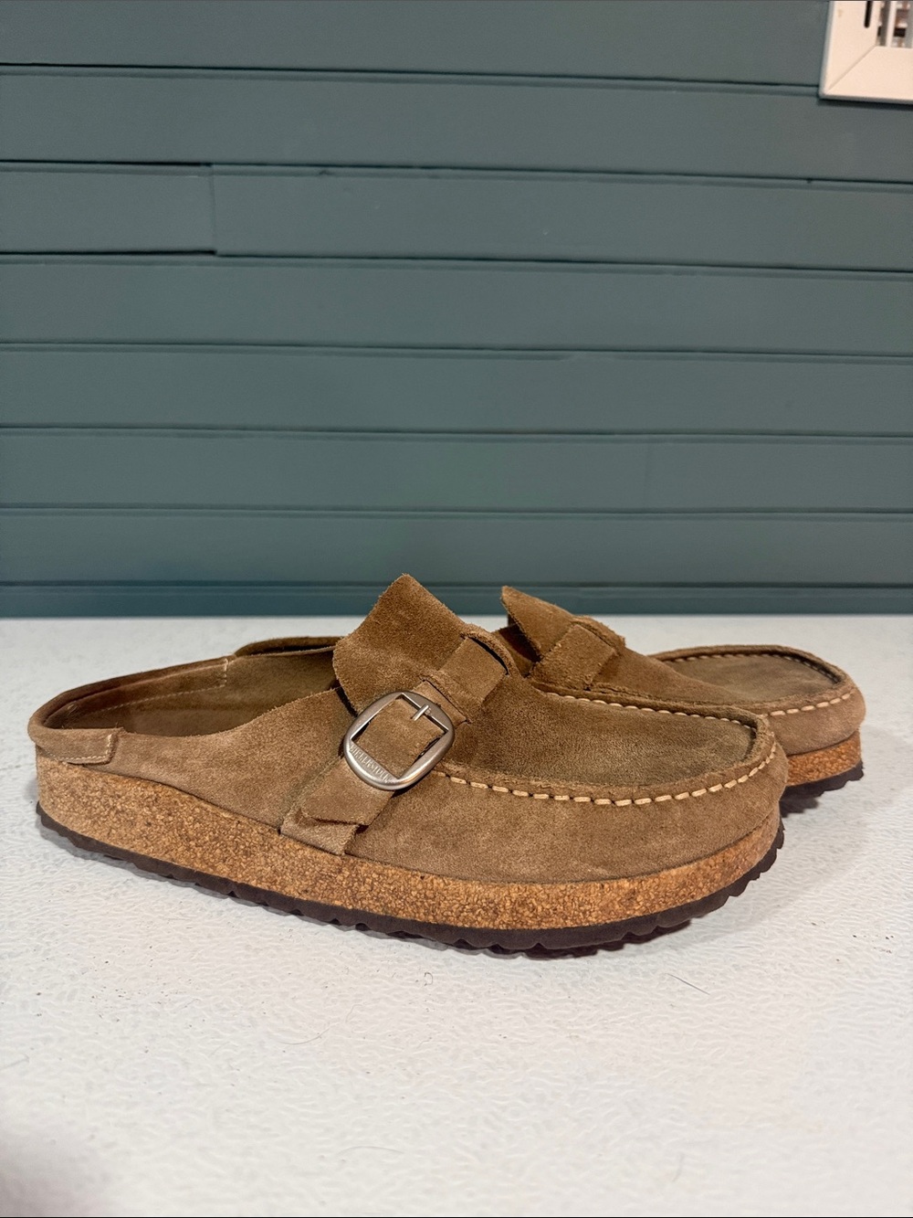 Birkenstock Women's Suede Tan Buckle Mule Flats
